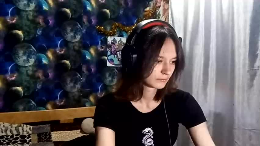 sachikowahlund Adult Chat April 24, 2026