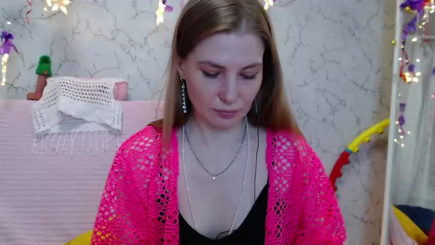 lovepeanutgirl Adult Chat April 24, 2026