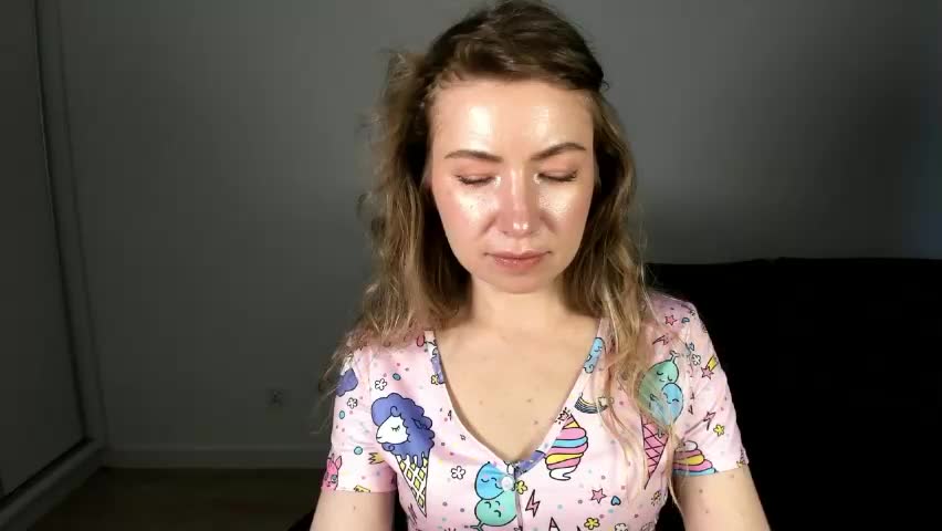 mia_luxx92 Adult Chat April 24, 2026