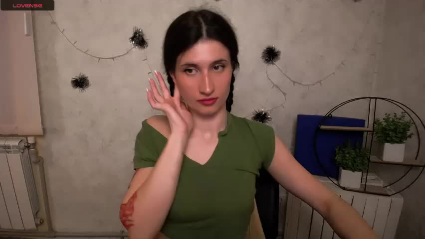 lauradre_ Adult Chat April 23, 2026