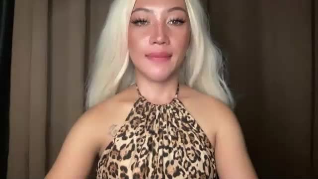 oliviaxxmore69 Adult Chat April 24, 2026