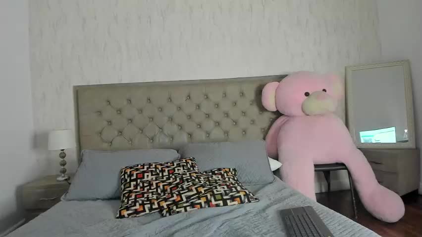 alejandra_marin_ Adult Chat April 24, 2026