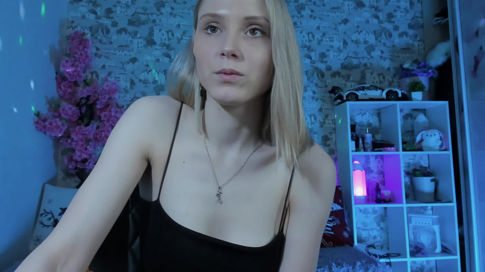 GinaGinaLove Adult Chat April 24, 2026