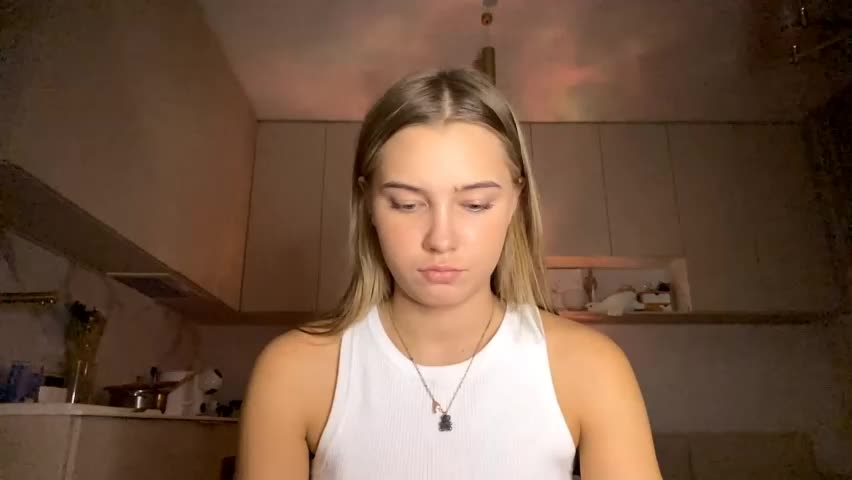 lourapimenta Adult Chat April 24, 2026