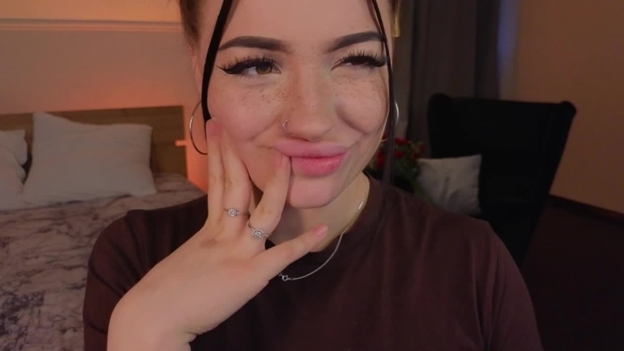 LisaaLiss Adult Chat April 24, 2026