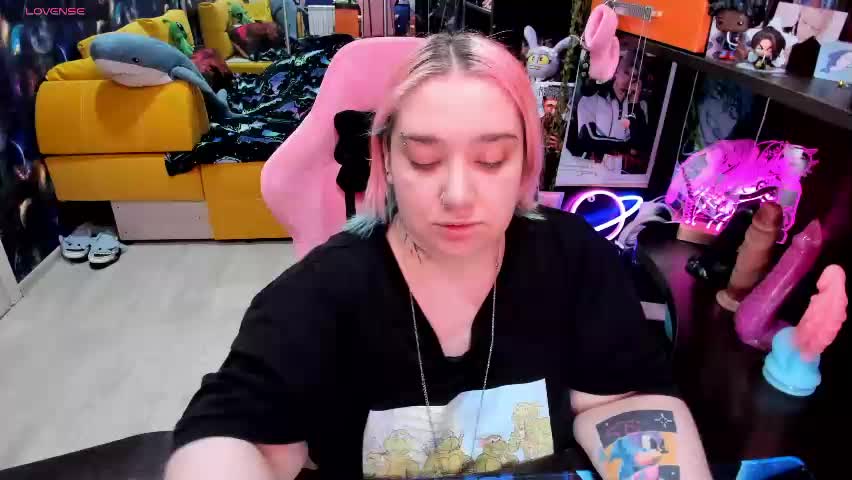 softie_sofy Adult Chat April 24, 2026