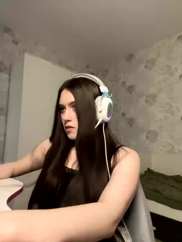 Alicedoll7 Adult Chat April 24, 2026