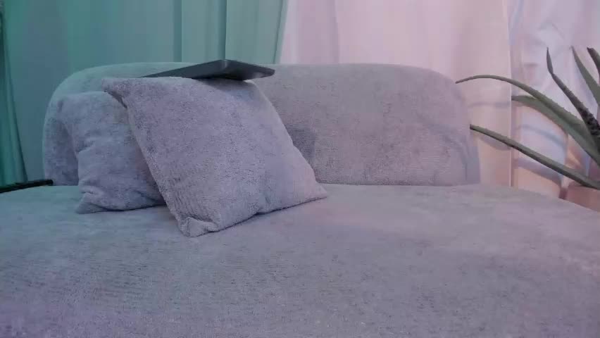 miafoxxx5 Adult Chat April 24, 2026