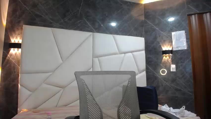 jennifer_0717 Adult Chat April 24, 2026