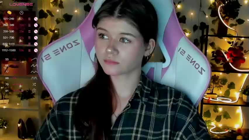 alice_tails Adult Chat April 24, 2026