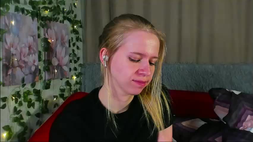 hit_spicy_girls Adult Chat April 24, 2026