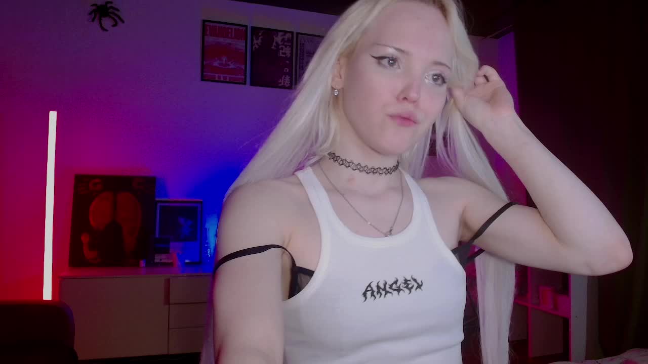 EvianLui Adult Chat April 25, 2026