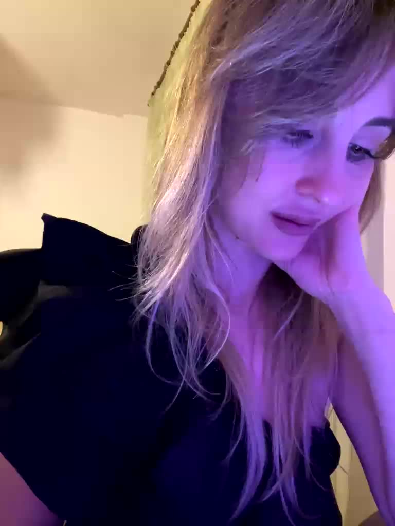 LunaSecret1 Adult Chat April 25, 2026