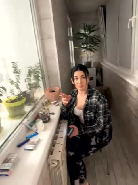 Mishkaa7771 Adult Chat April 25, 2026