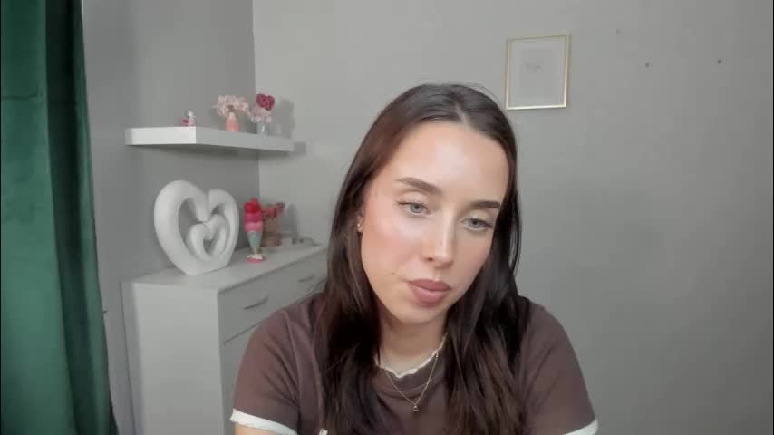 adelesolo Adult Chat April 25, 2026