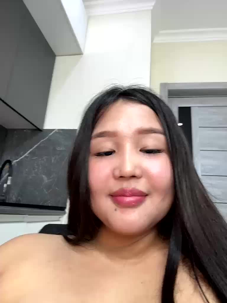 Yumikaa Adult Chat April 25, 2026