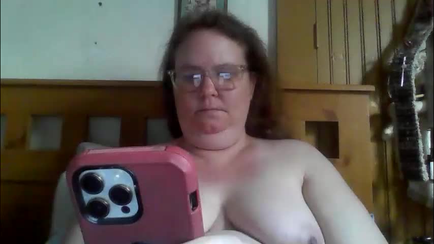 queen2118694 Adult Chat April 25, 2026