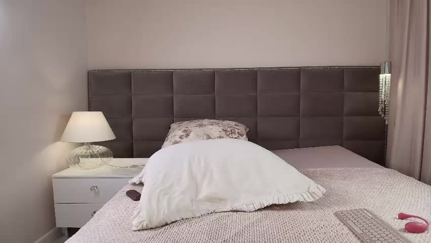 sensual_jasmine Adult Chat April 25, 2026