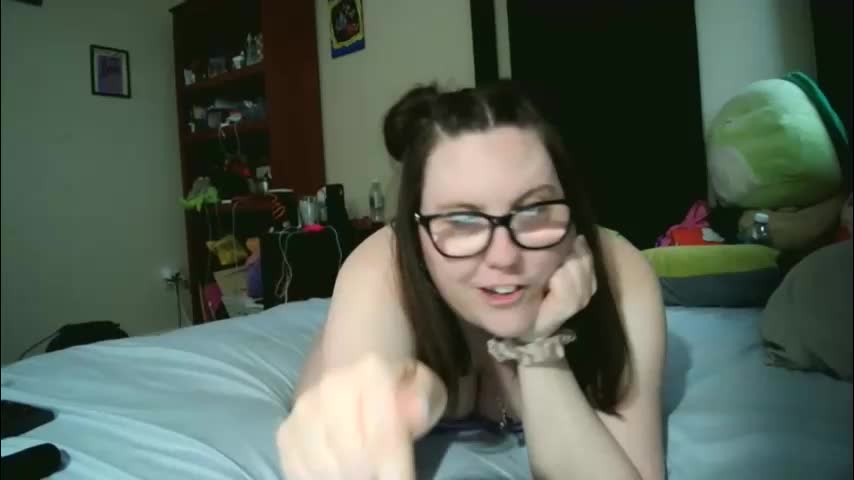 fuzzypeaches87 Adult Chat April 25, 2026