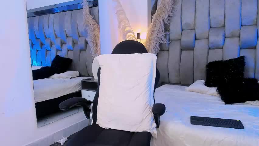 donnapeach Adult Chat April 25, 2026