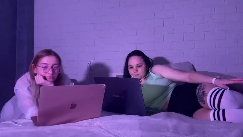 missmiroslava Adult Chat April 25, 2026