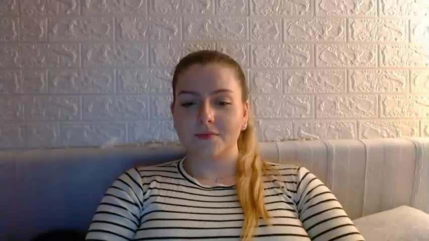 britneyglow Adult Chat April 25, 2026