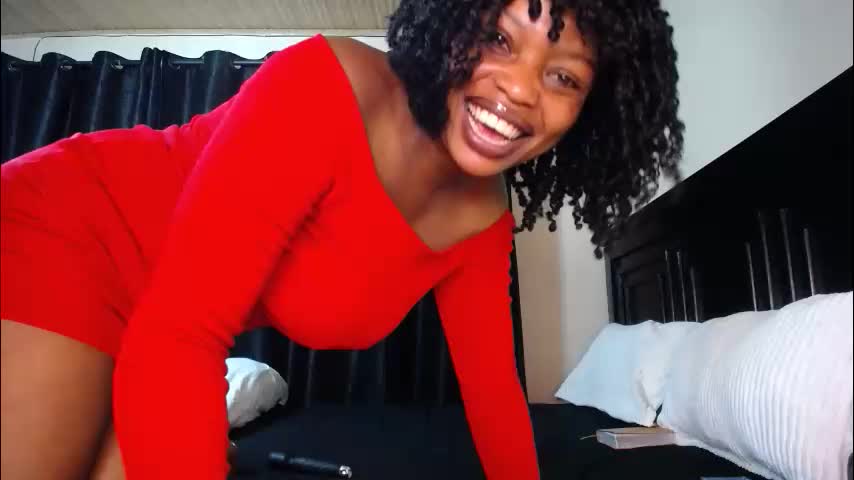 love_niahh Adult Chat April 25, 2026