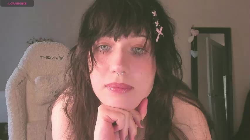 sheeny_shy Adult Chat April 25, 2026