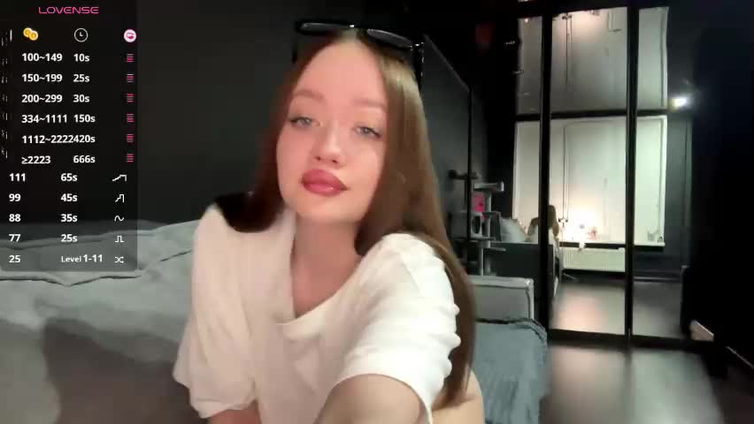 vestaszanto Adult Chat April 25, 2026