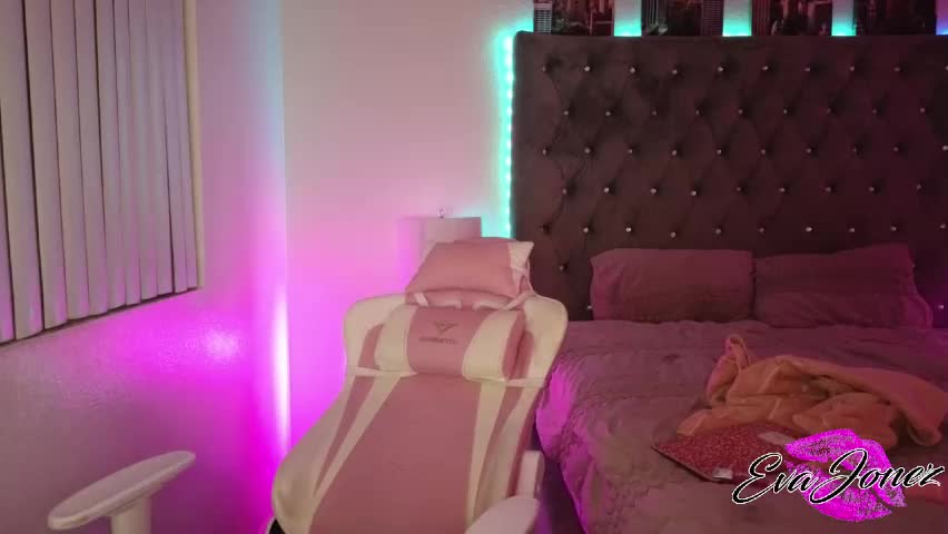 evajonez Adult Chat April 25, 2026