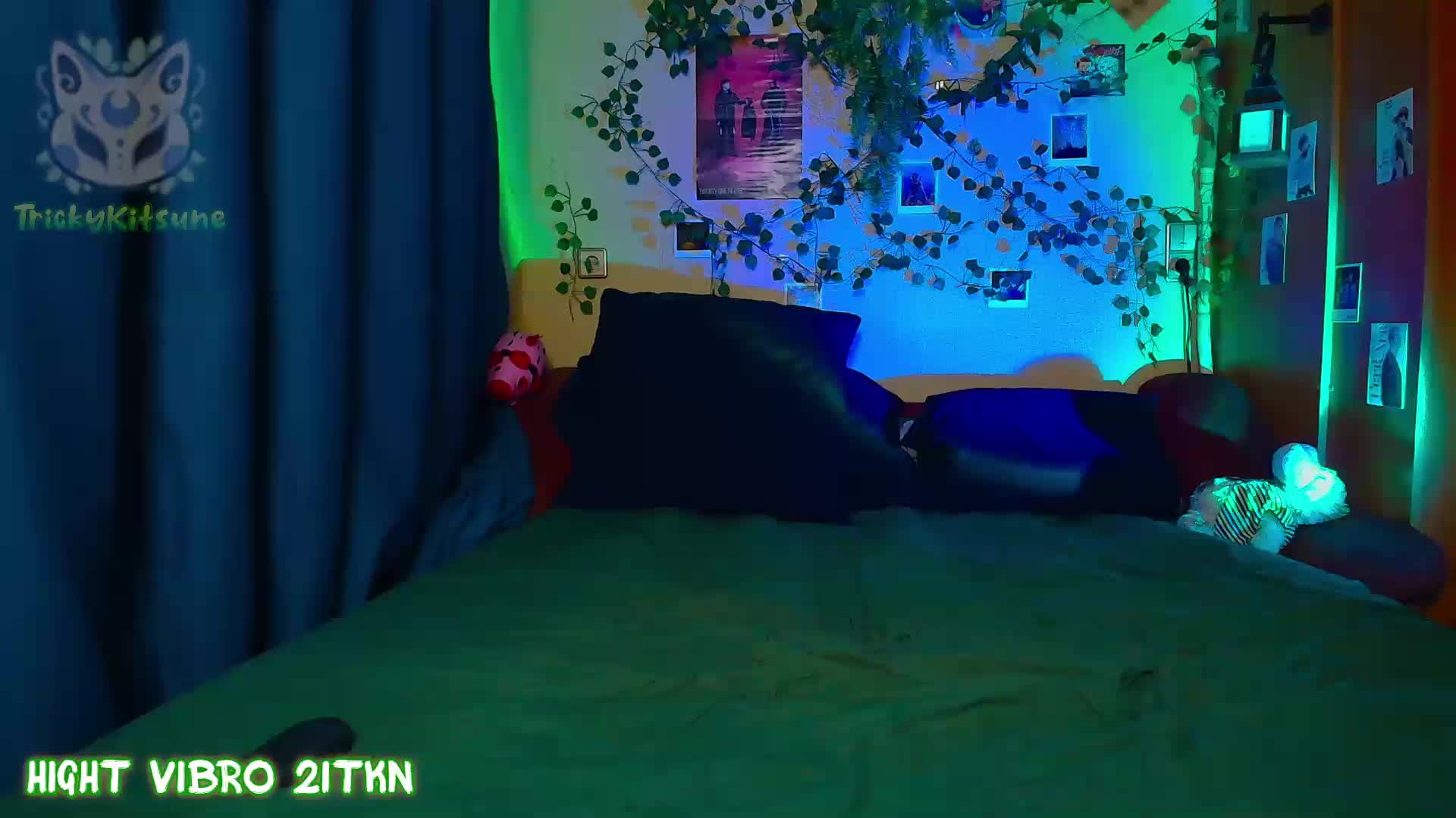 Tricky_Kitsune Adult Chat April 26, 2026