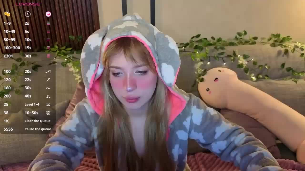 linaloon Adult Chat April 26, 2026