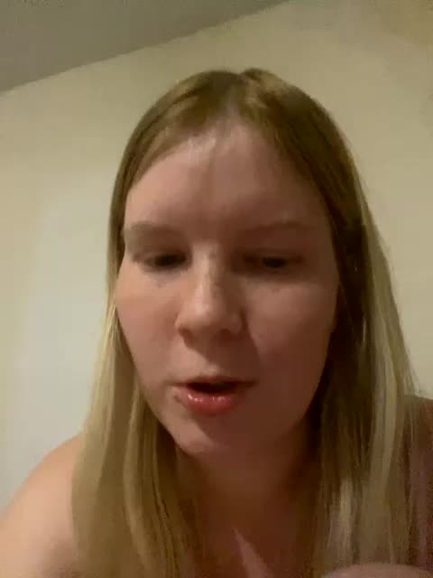 Amelia2004 Adult Chat April 26, 2026