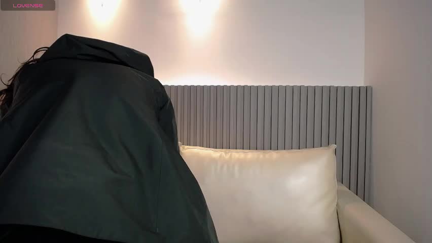 melodiroux_ Adult Chat April 27, 2026