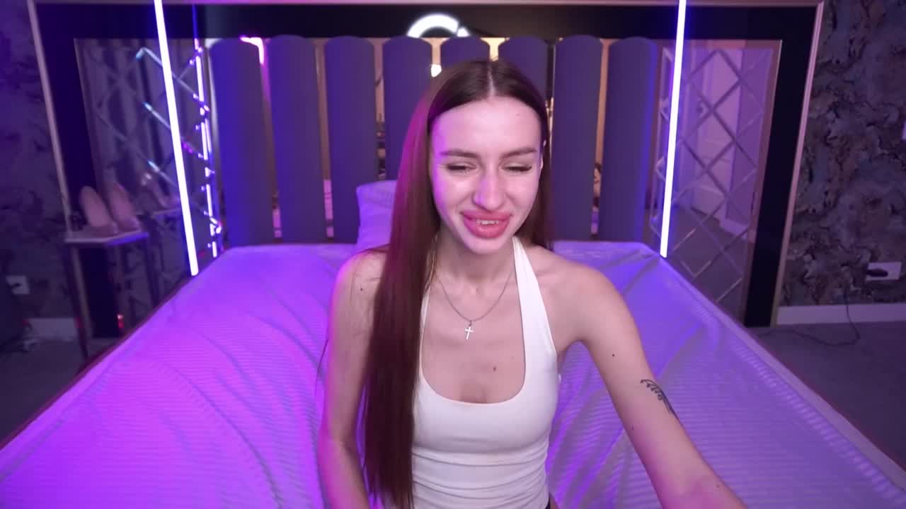 SnowWhiteee Adult Chat April 26, 2026