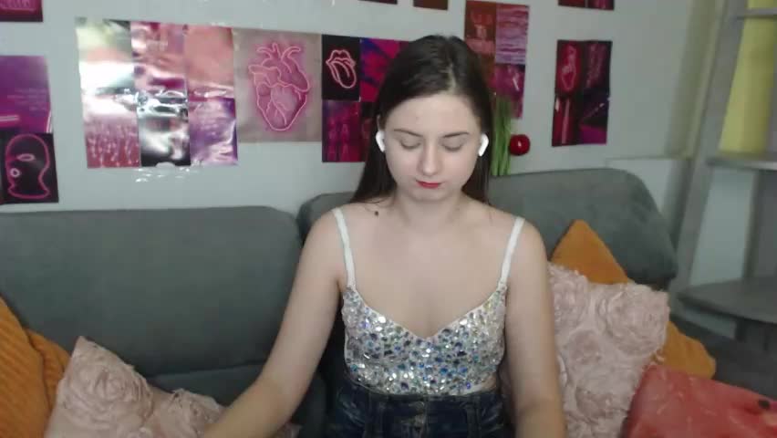 milanaroz Adult Chat April 27, 2026