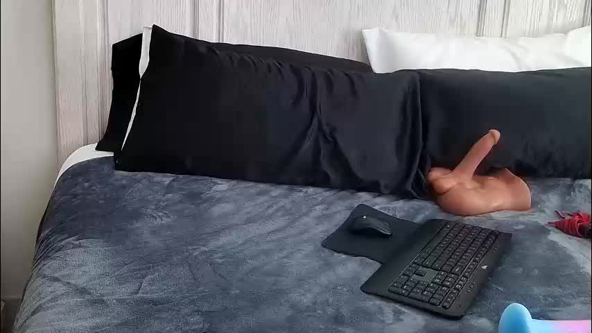 sexymilf3434 Adult Chat April 26, 2026