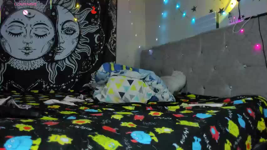 hollypurple Adult Chat April 27, 2026