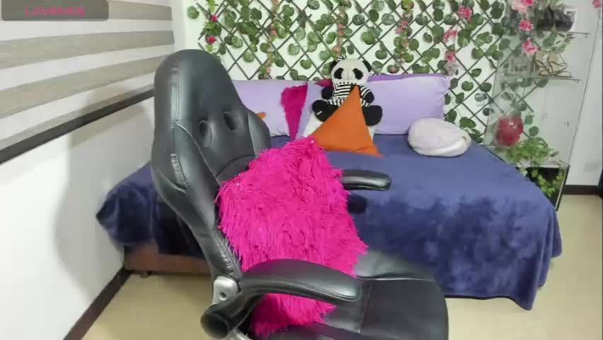 antonella4you Adult Chat April 27, 2026