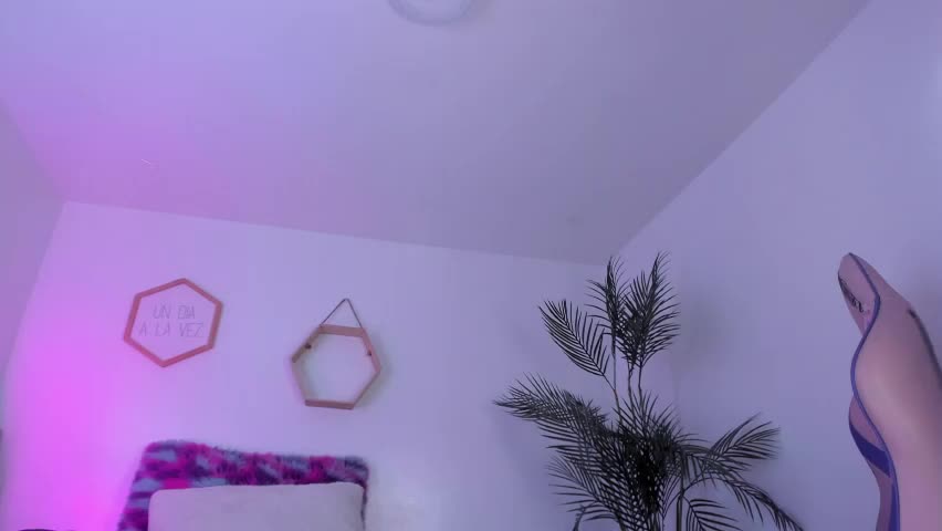 emily_jonexs_ Adult Chat April 26, 2026