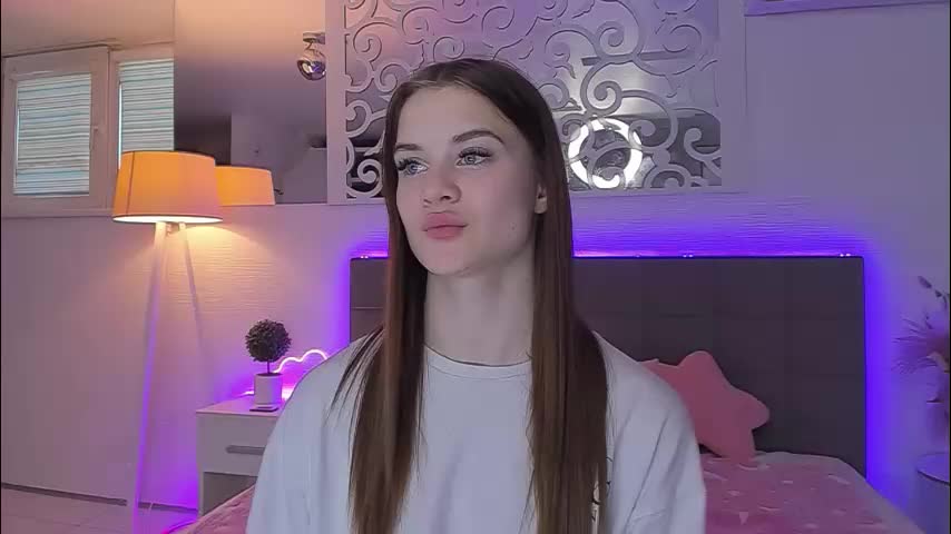 luisaclover Adult Chat April 26, 2026