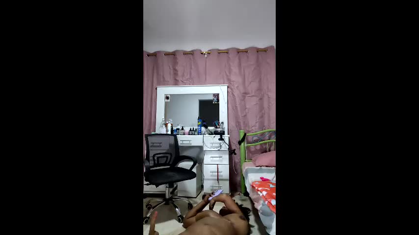 goddess_carrie Adult Chat April 27, 2026