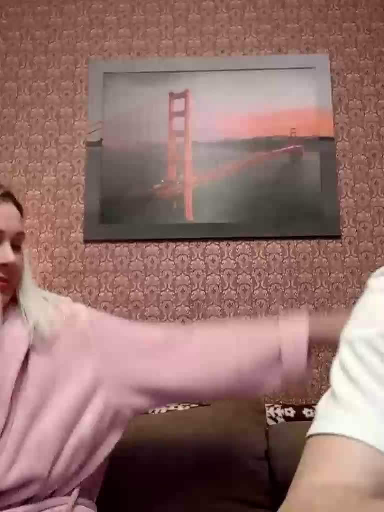 Andre-Blondinochka Adult Chat April 27, 2026