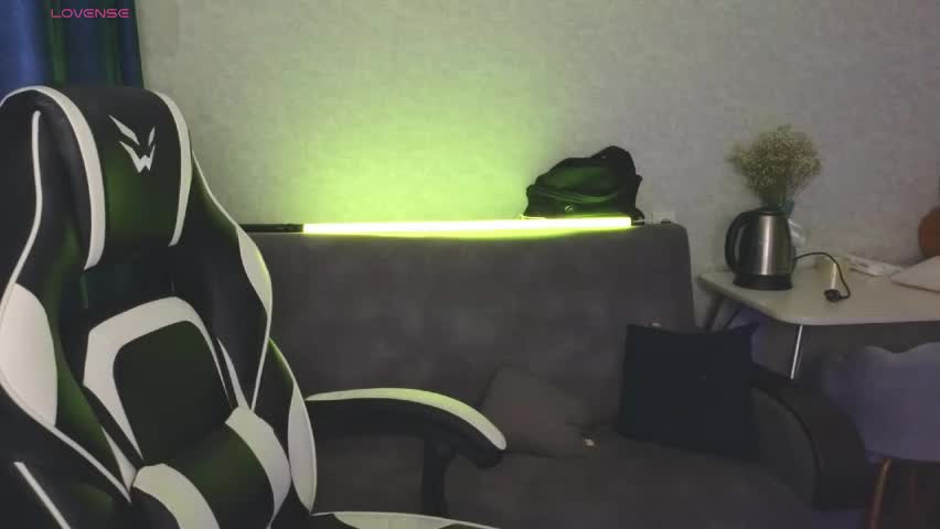 _kirieshka Adult Chat April 27, 2026