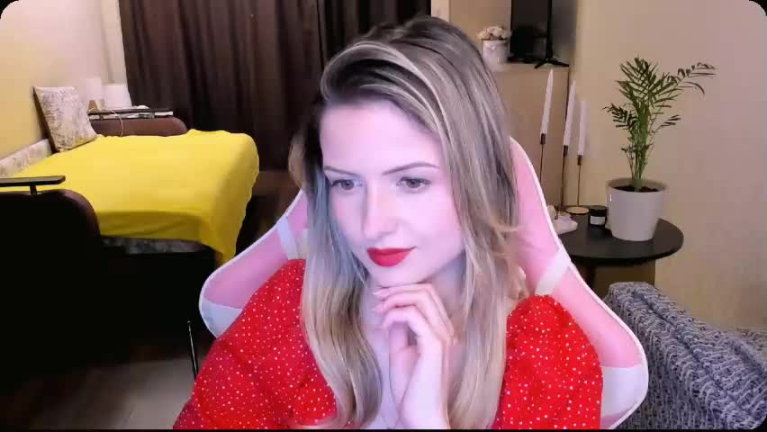 julie_flores Adult Chat April 27, 2026