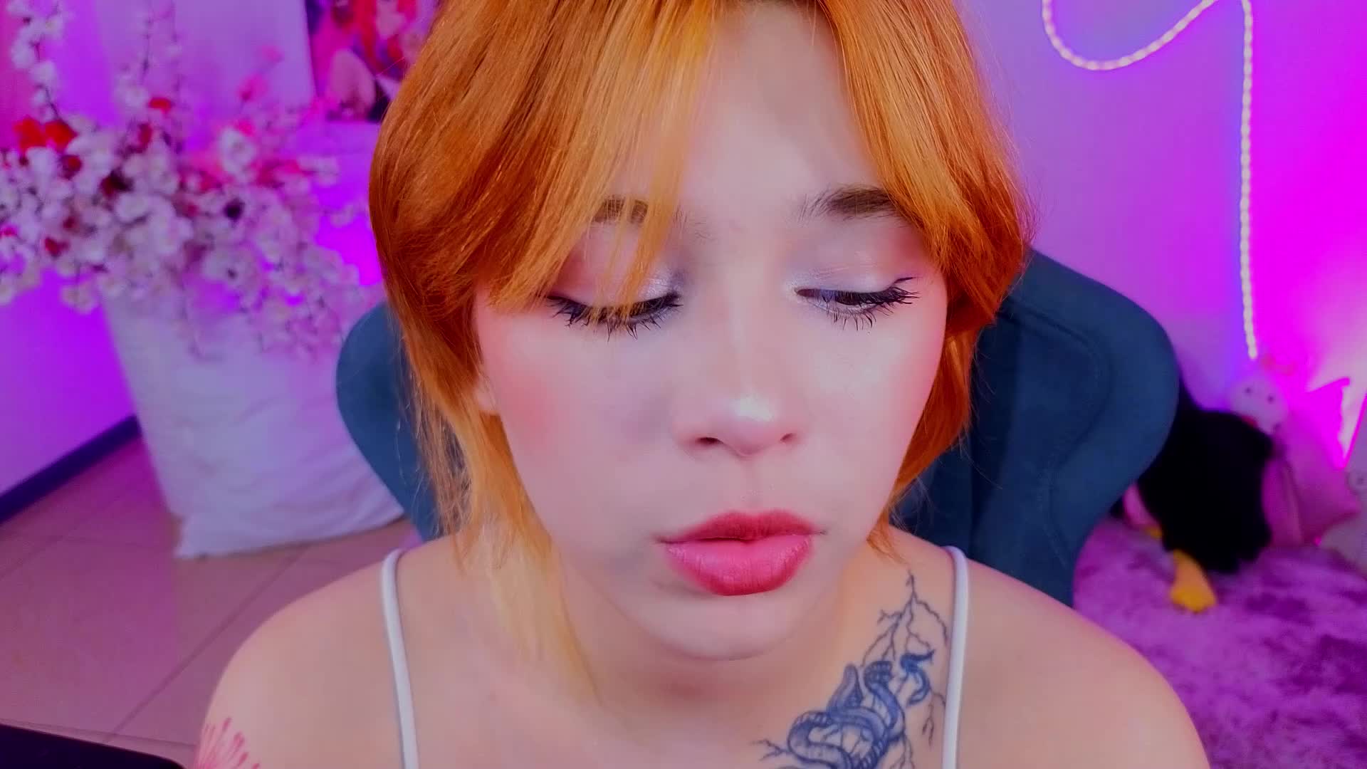 CoralineJones Adult Chat April 27, 2026
