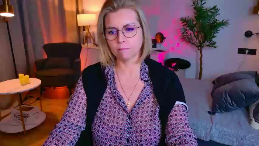 annielight Adult Chat April 27, 2026