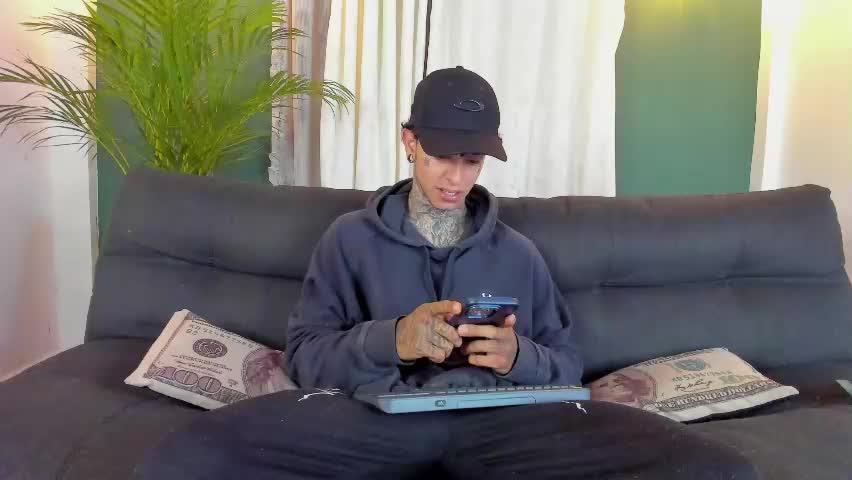 aron_ford Adult Chat April 27, 2026