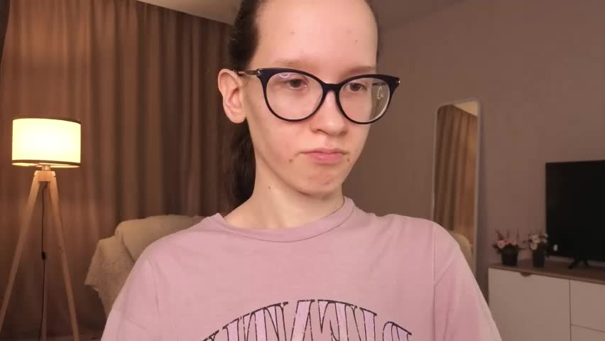 lynettebails Adult Chat April 27, 2026