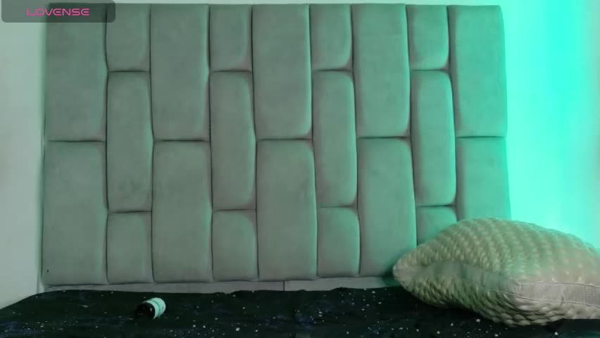 desire4duo Adult Chat April 27, 2026